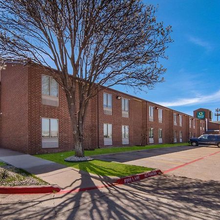 Quality Inn & Suites Richardson-Dallas Εξωτερικό φωτογραφία