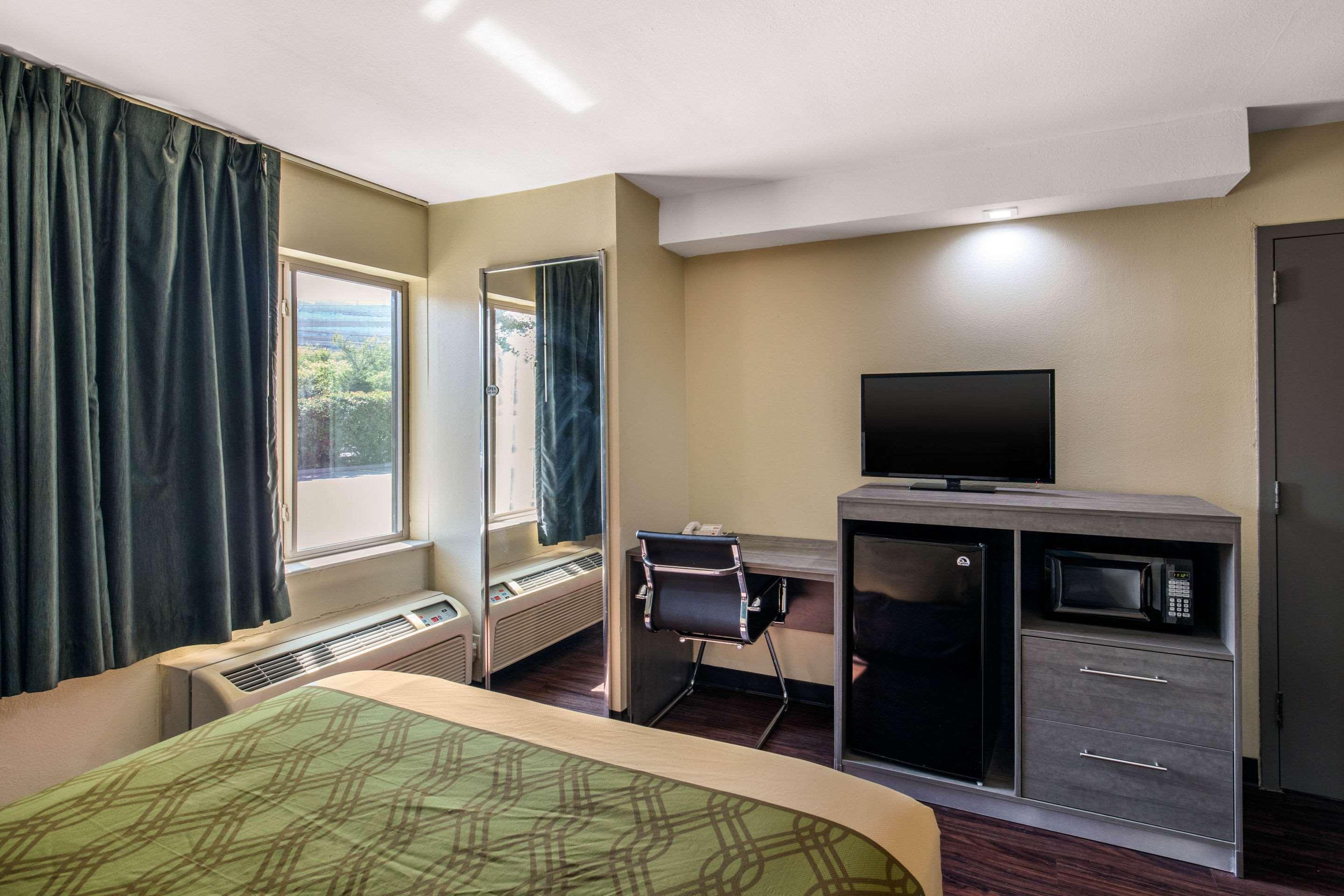 Quality Inn & Suites Richardson-Dallas Εξωτερικό φωτογραφία
