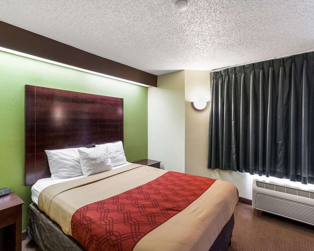 Quality Inn & Suites Richardson-Dallas Δωμάτιο φωτογραφία
